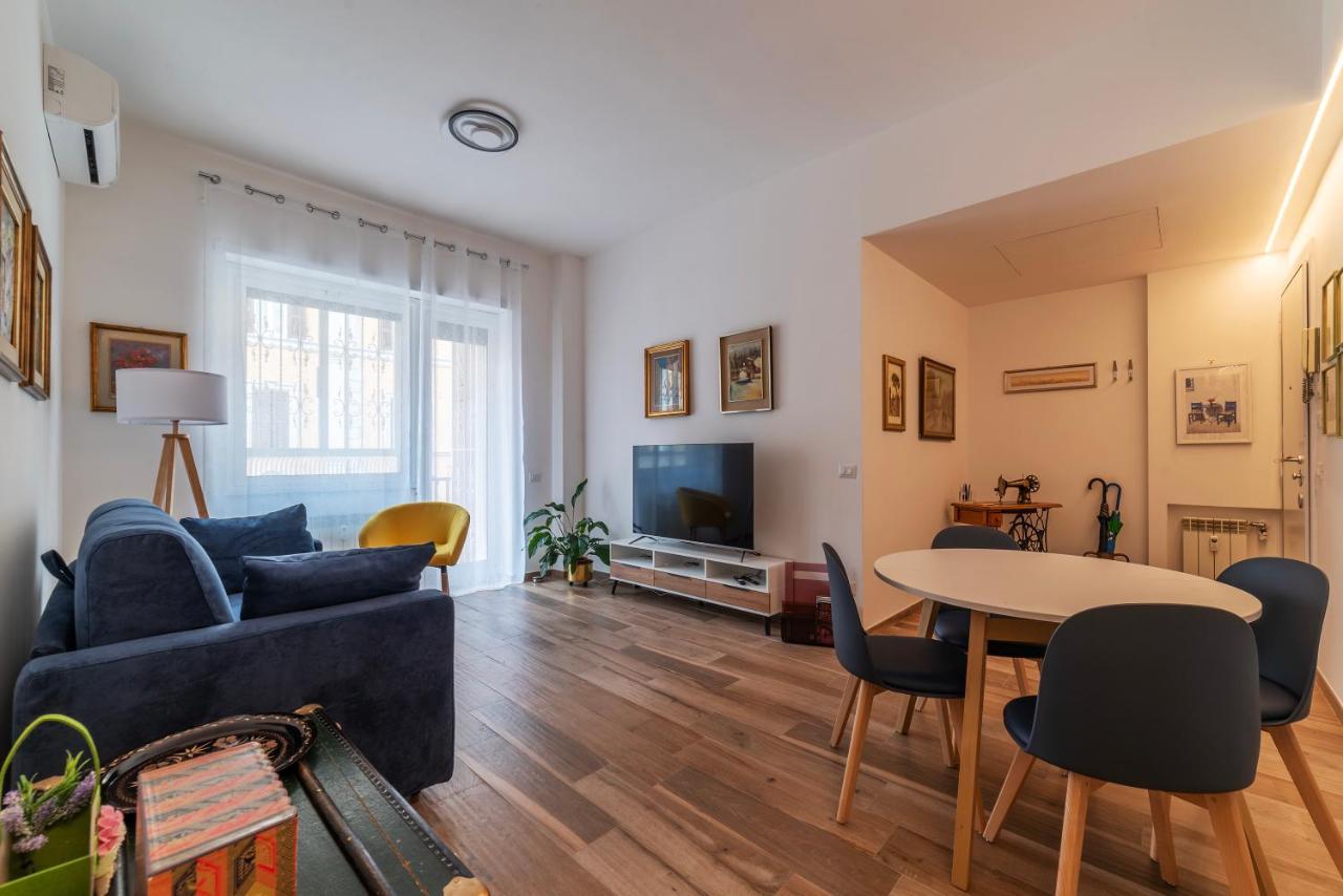 Piazza Re Di Roma Comfy Apartment Extérieur photo